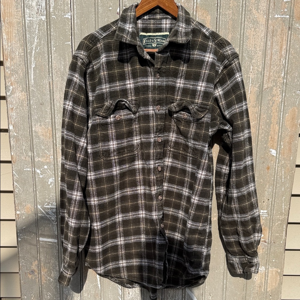 Field & Stream Men's Dark Plaid Button Down Shirt